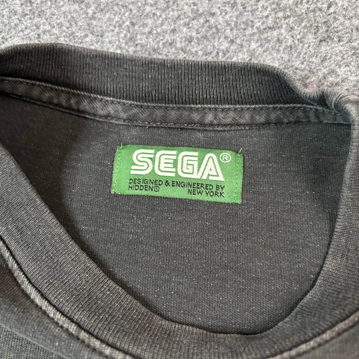 Hidden x Sega Dreamcast tee washed black