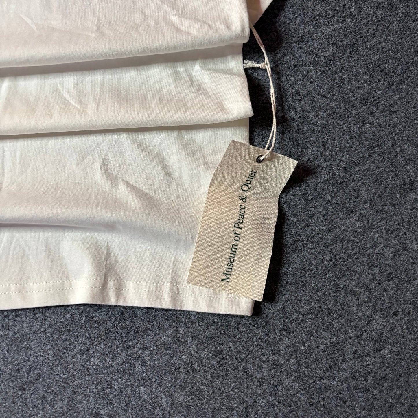 Museum of peace and quiet sound of waves tee white