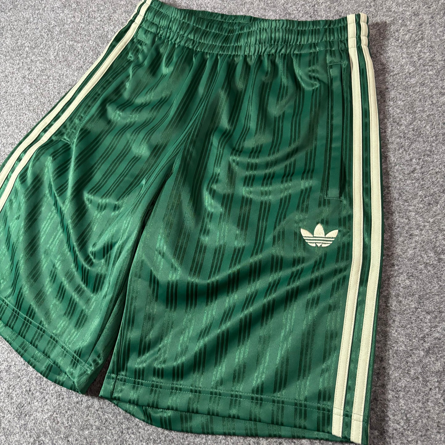 Adidas poly short green