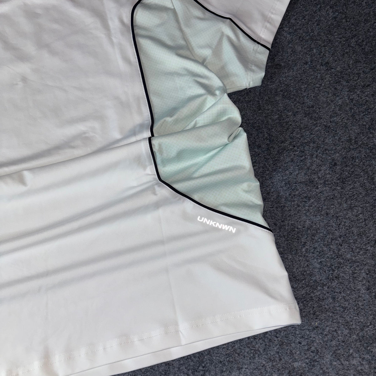 Unknwn sports path tee