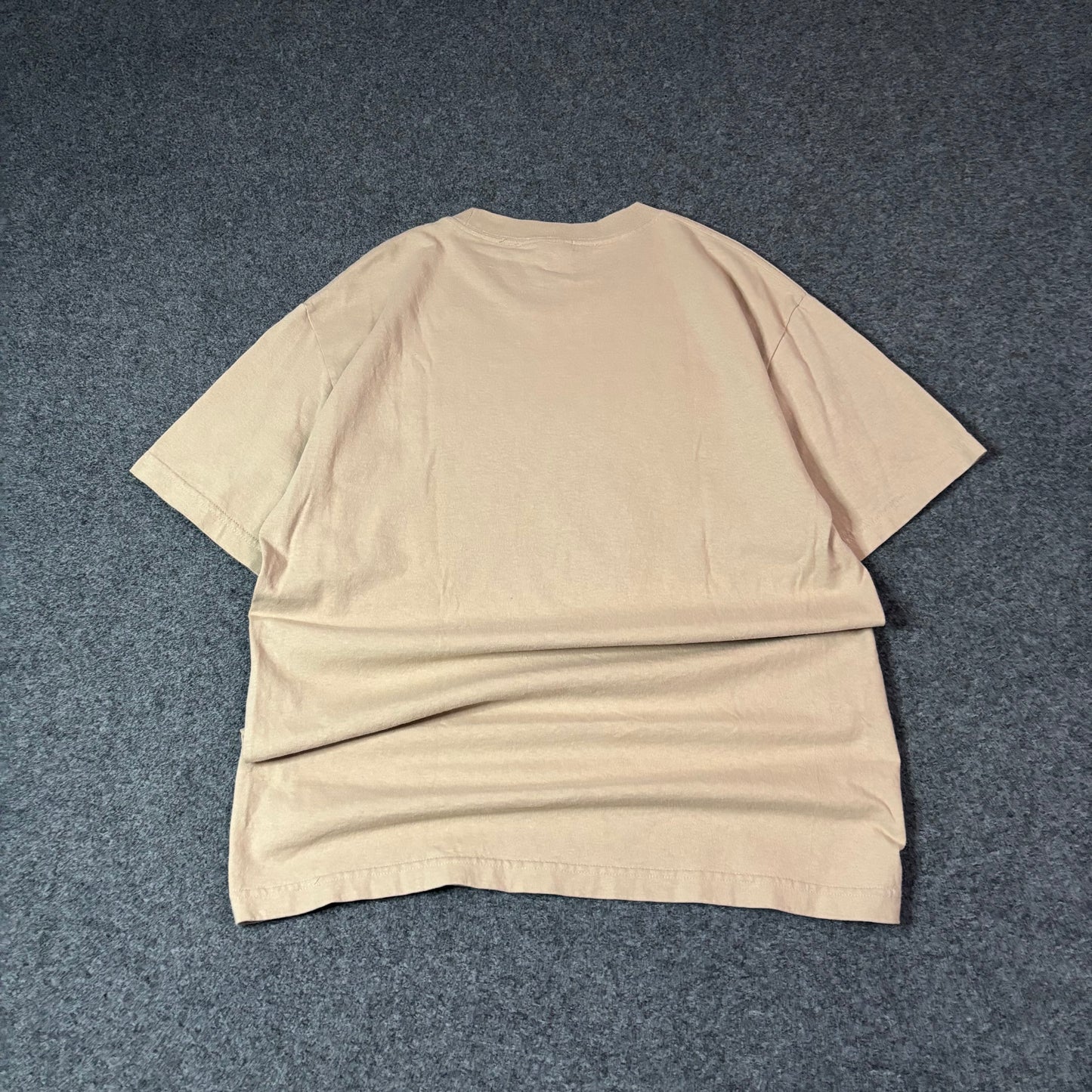 FUCT crazy ak47 beige tee