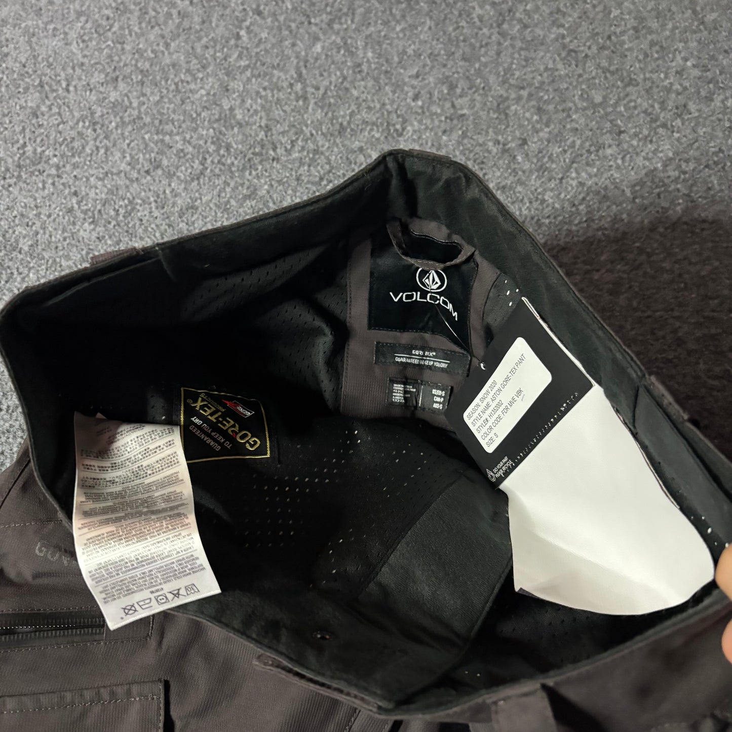 Volcom goretex bootcut pants