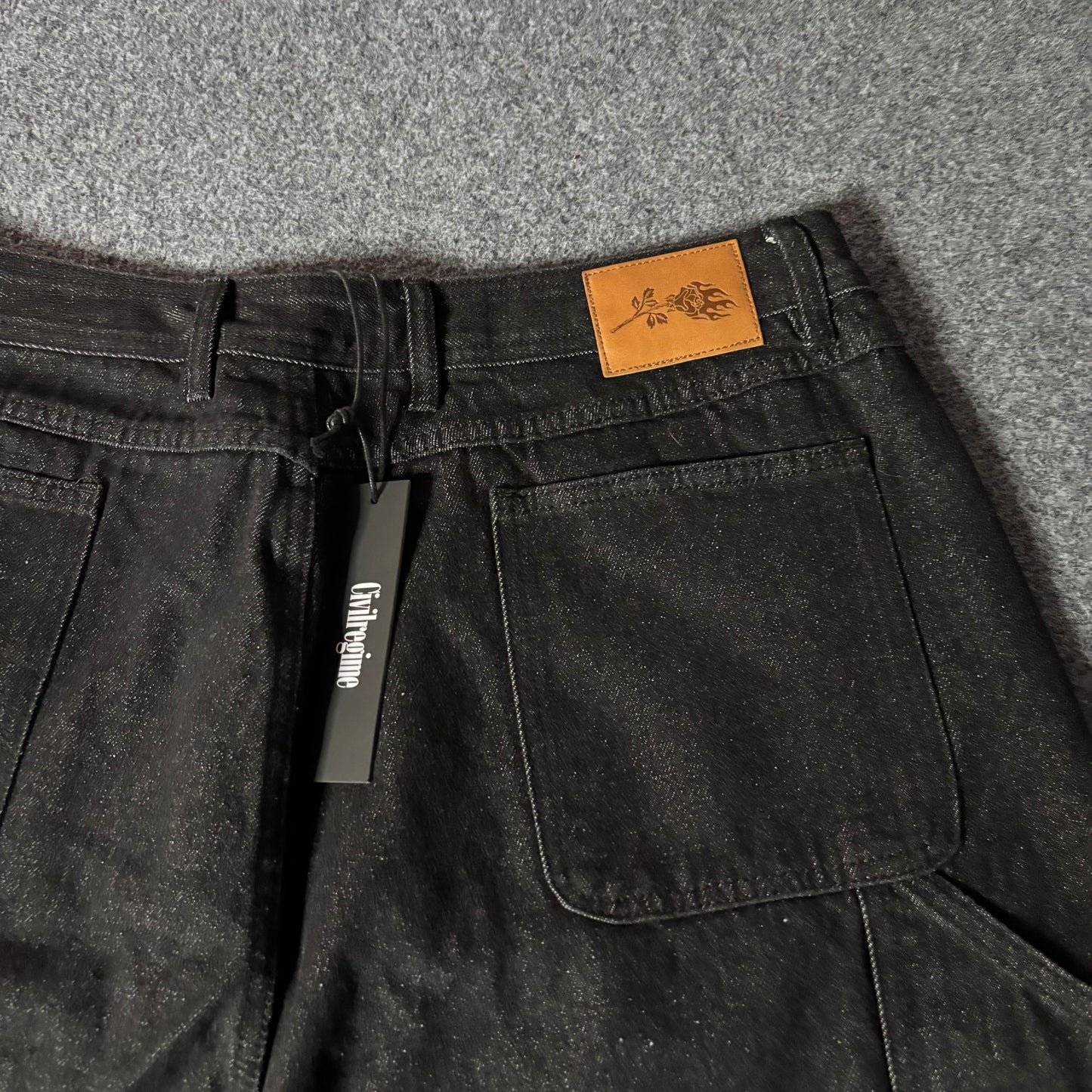 Civil Regime flower double knee black jorts