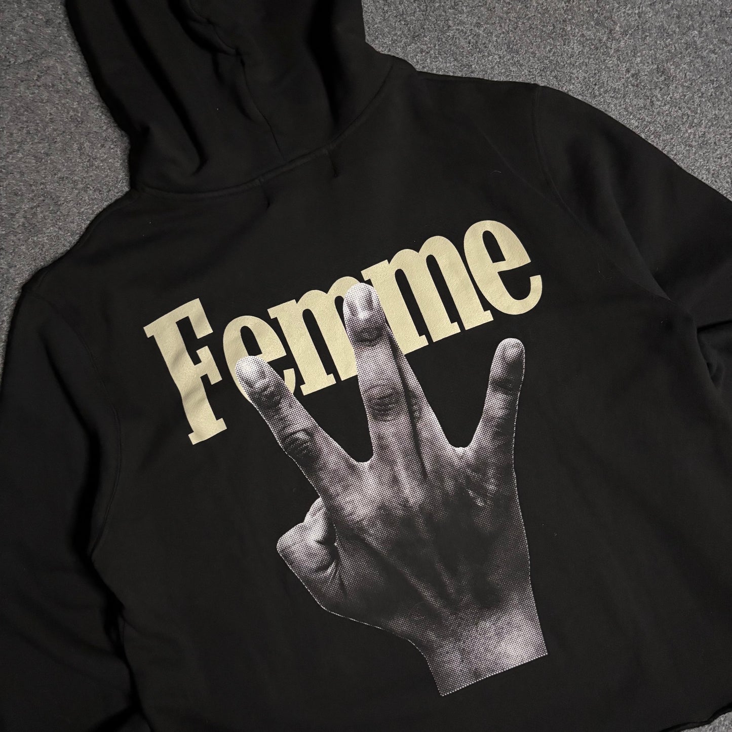 Homme Femme twisted fingers black beige hoodie