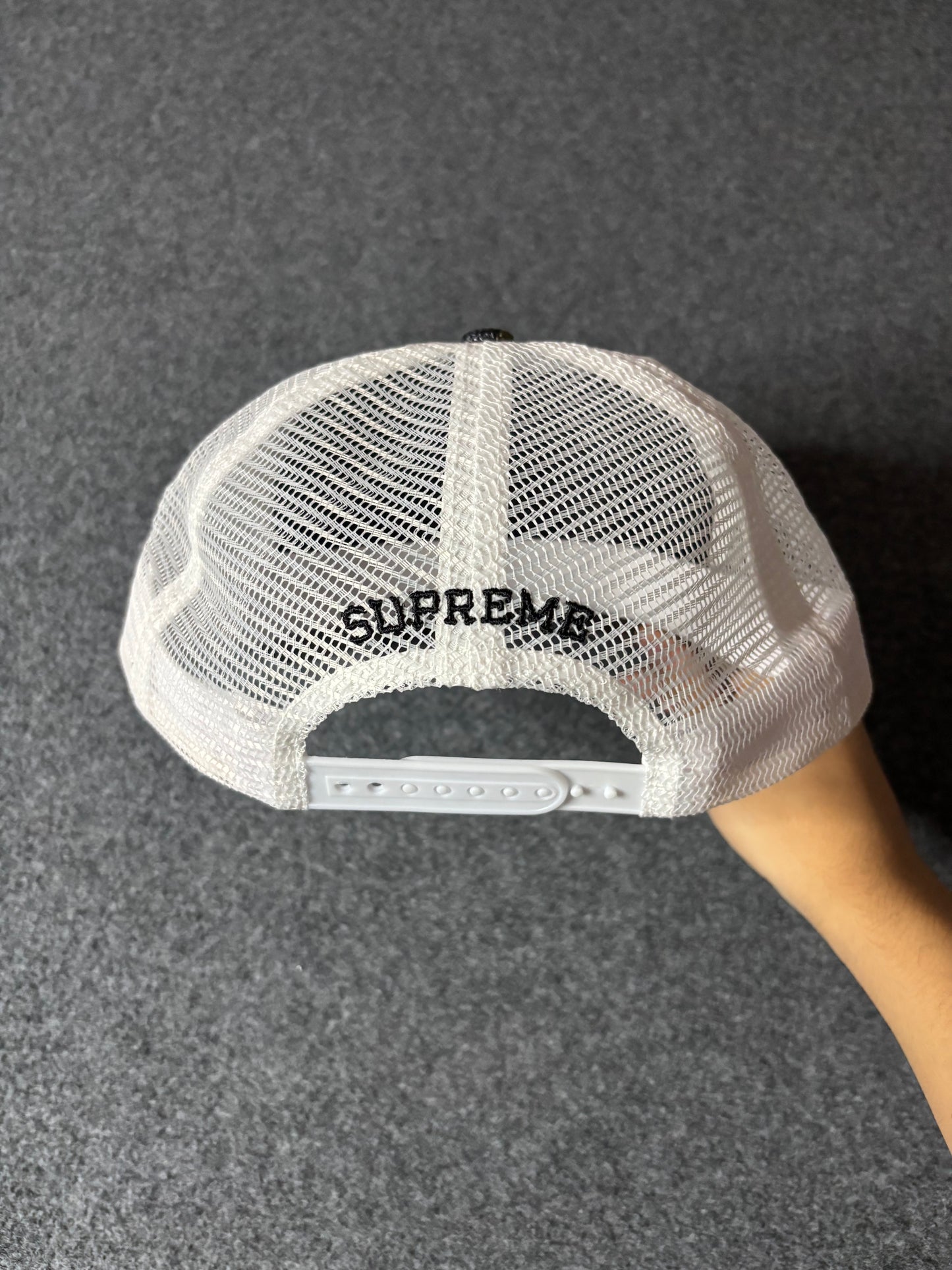 Supreme raffia mesh back 5 panel woodland camo