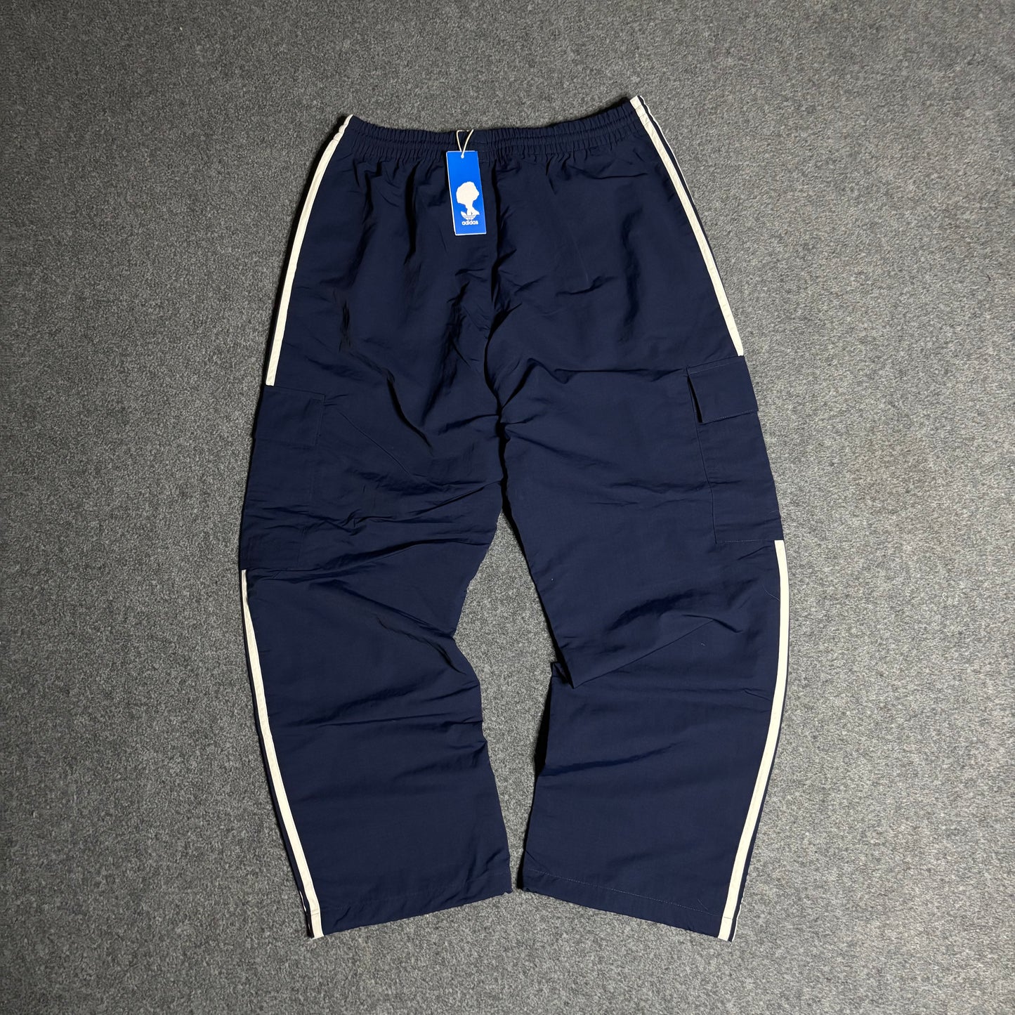 Adidas baggy trackpant blue