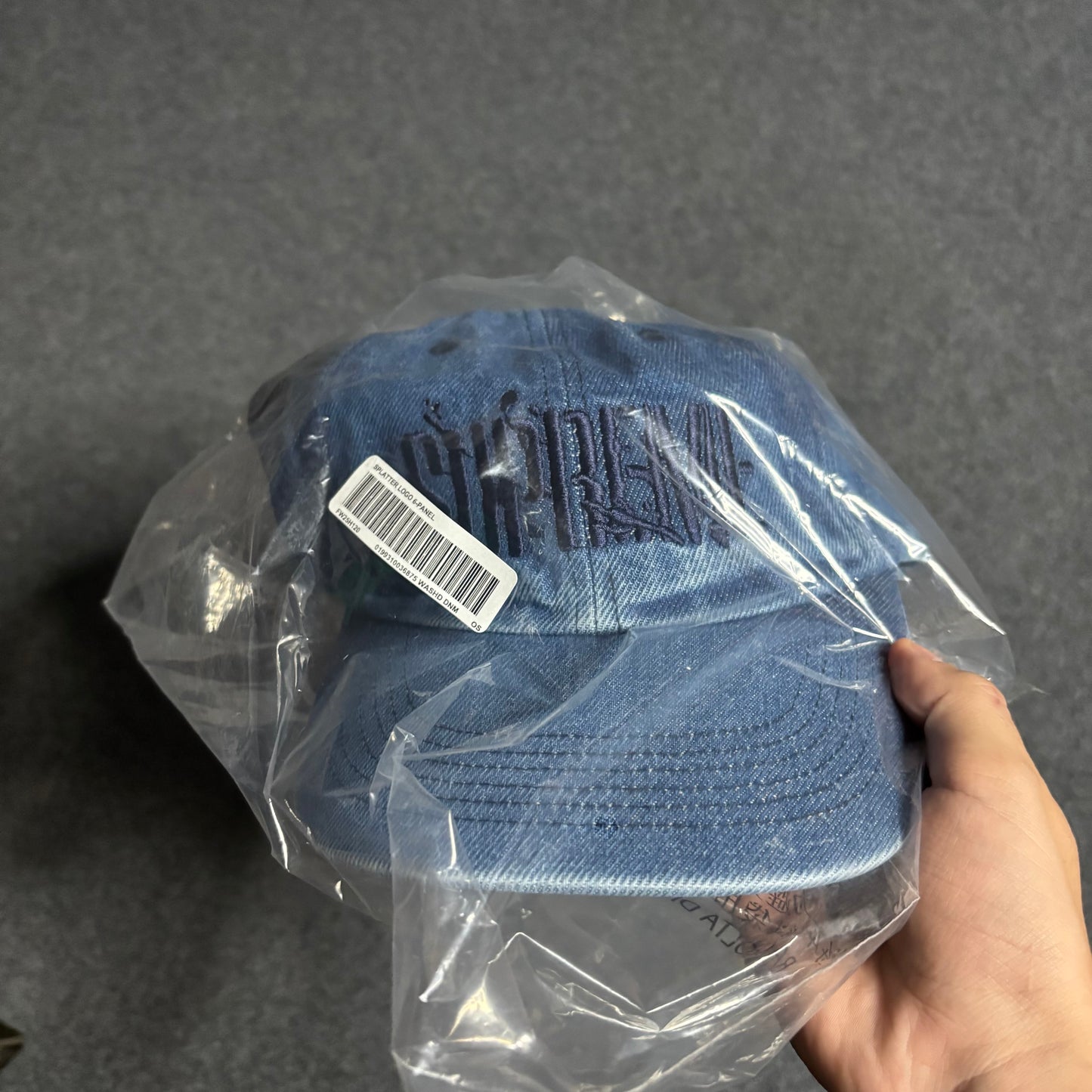 Supreme splatter logo 6 panel