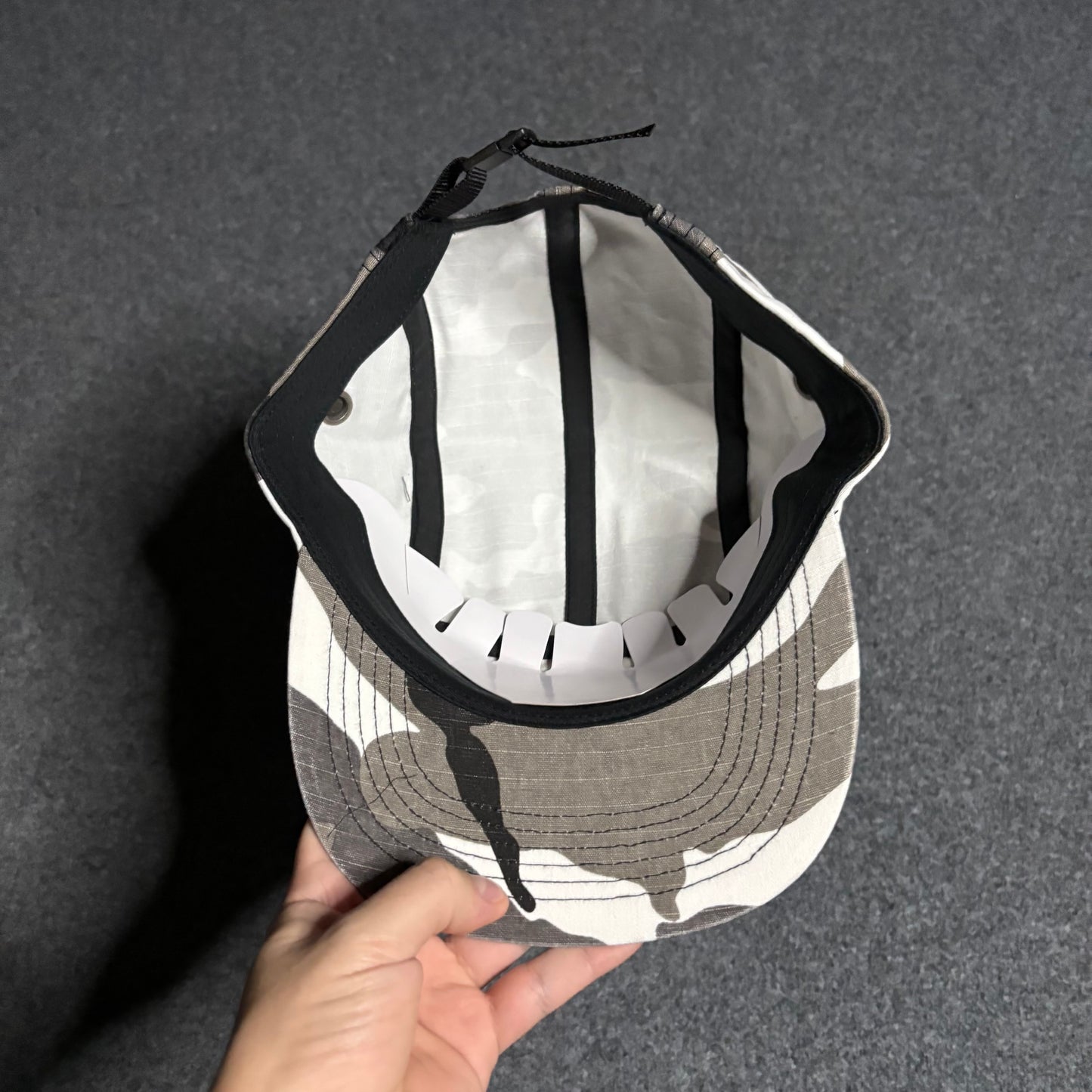 Supreme military camp cap snow camo