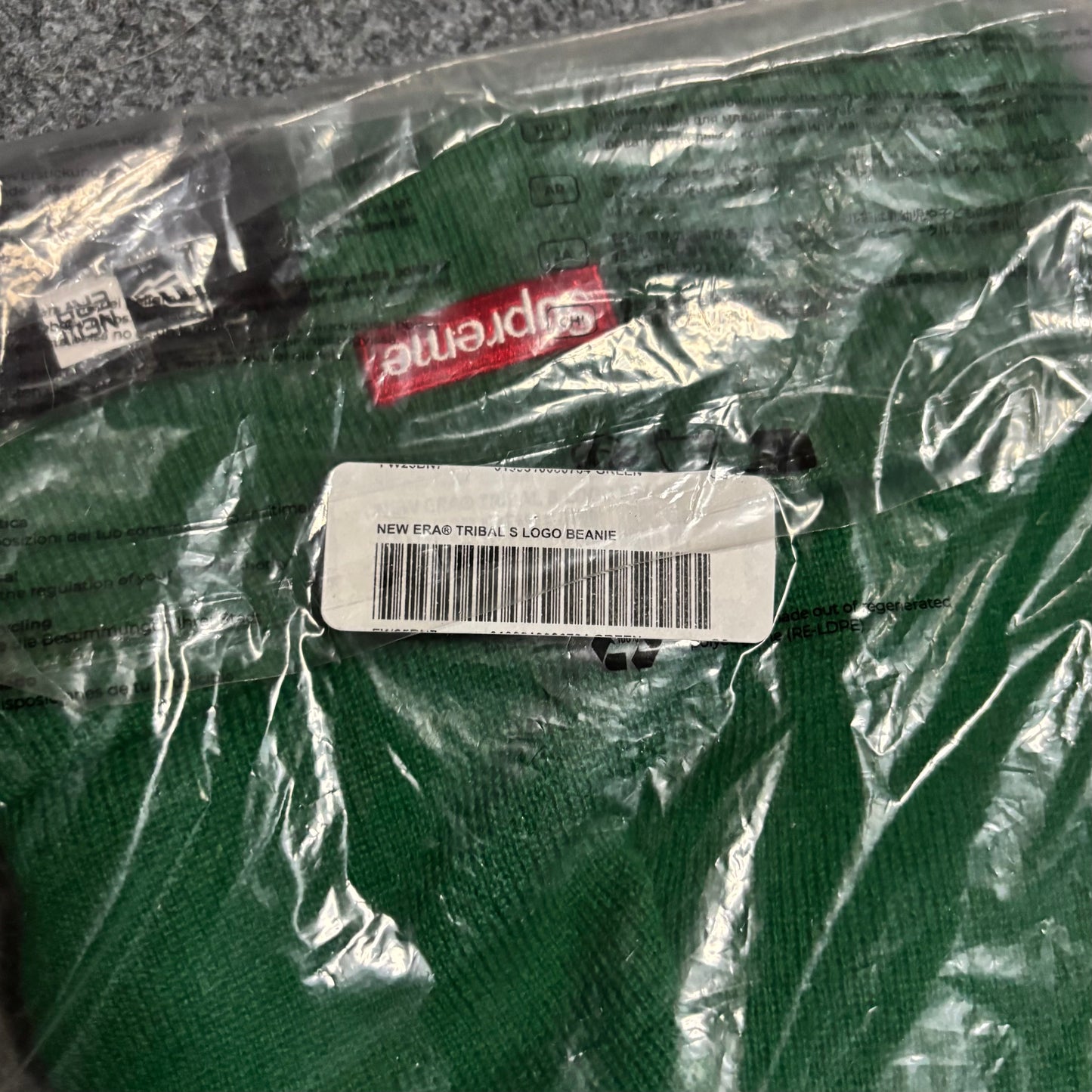 Supreme tribal S beanie green/yellow