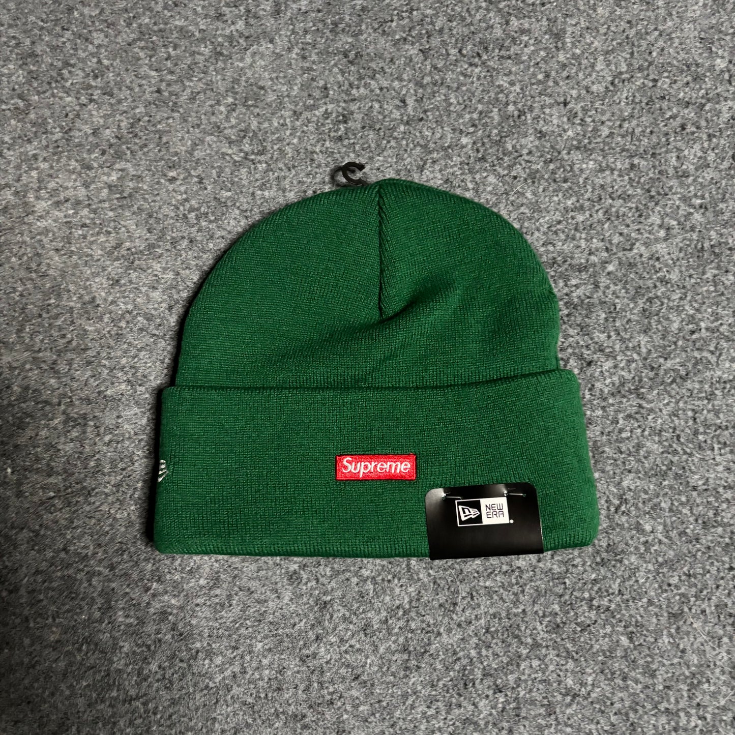Supreme tribal S beanie green/yellow