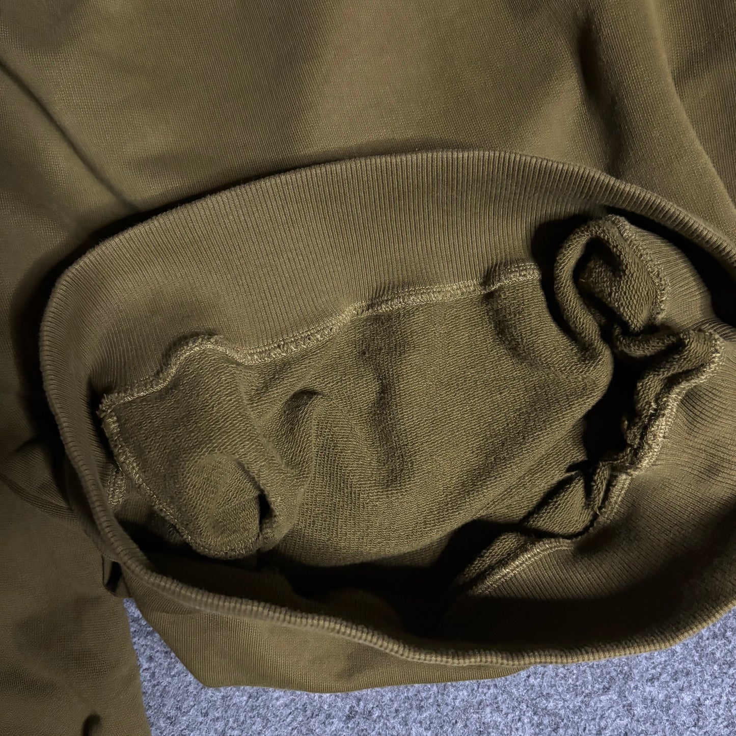 Ami paris olive crewneck