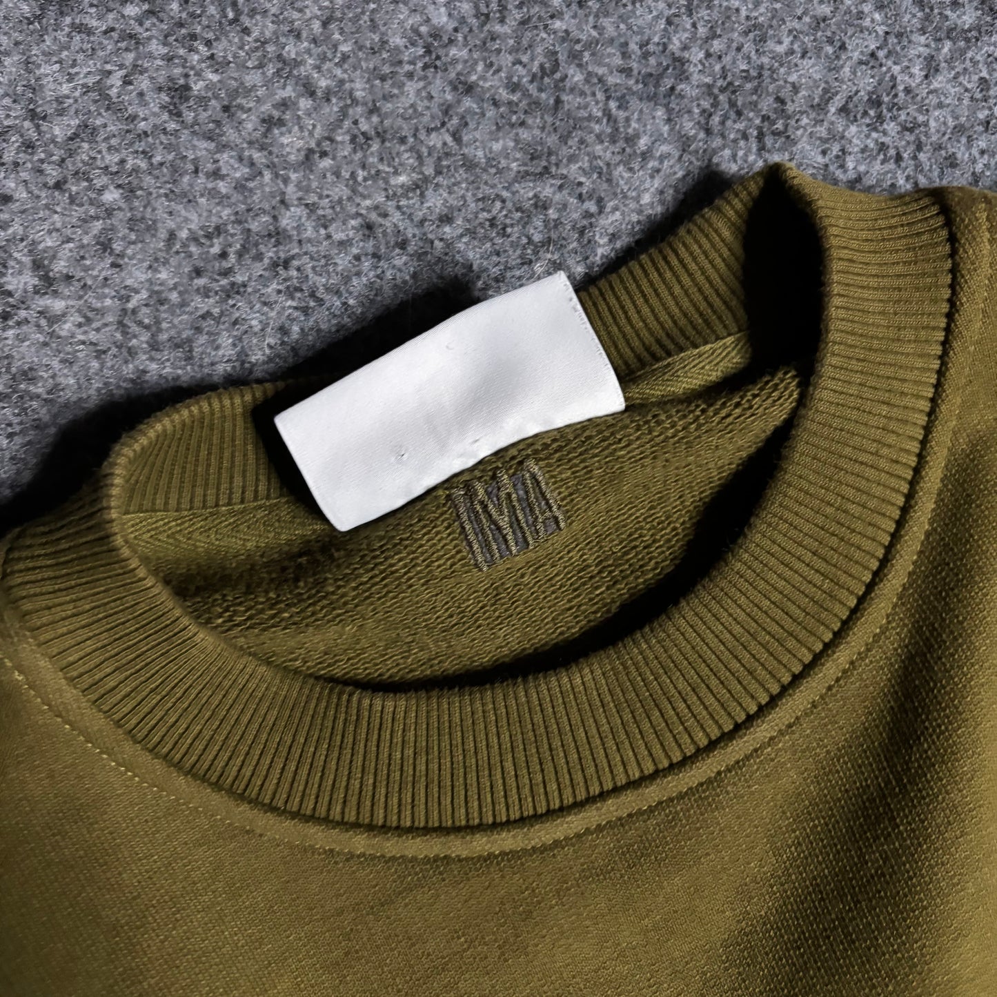 Ami paris olive crewneck