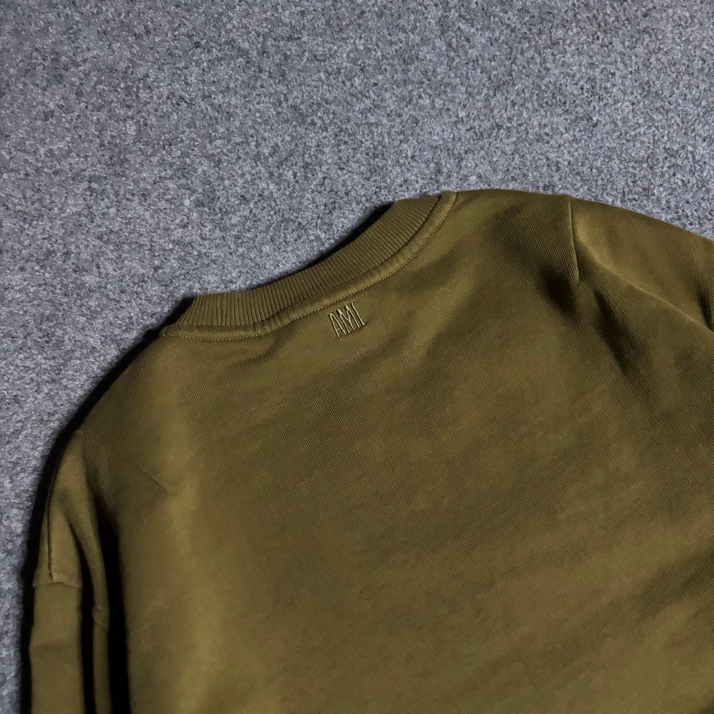 Ami paris olive crewneck