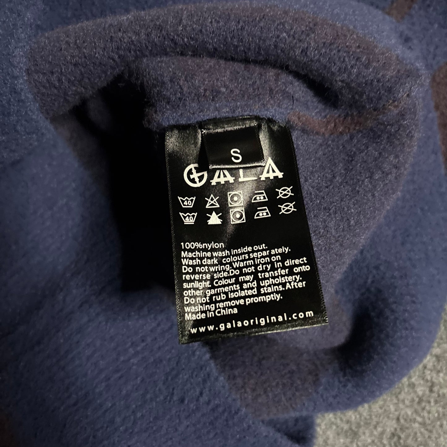 Gala knit stripes sweater