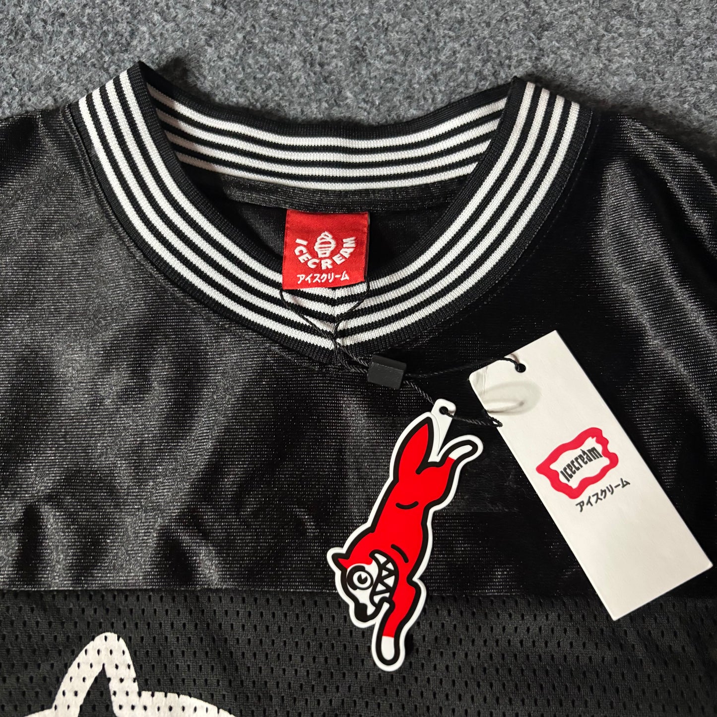 Ice Cream running dog for us black jersey