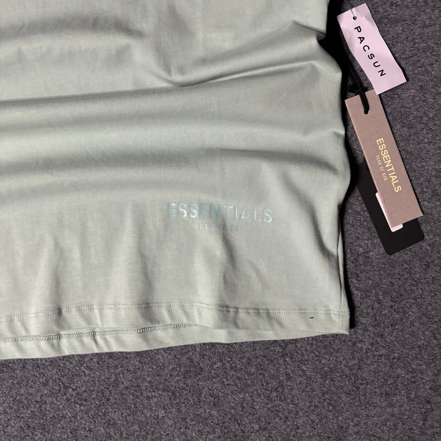 Essentials reflective back logo tee