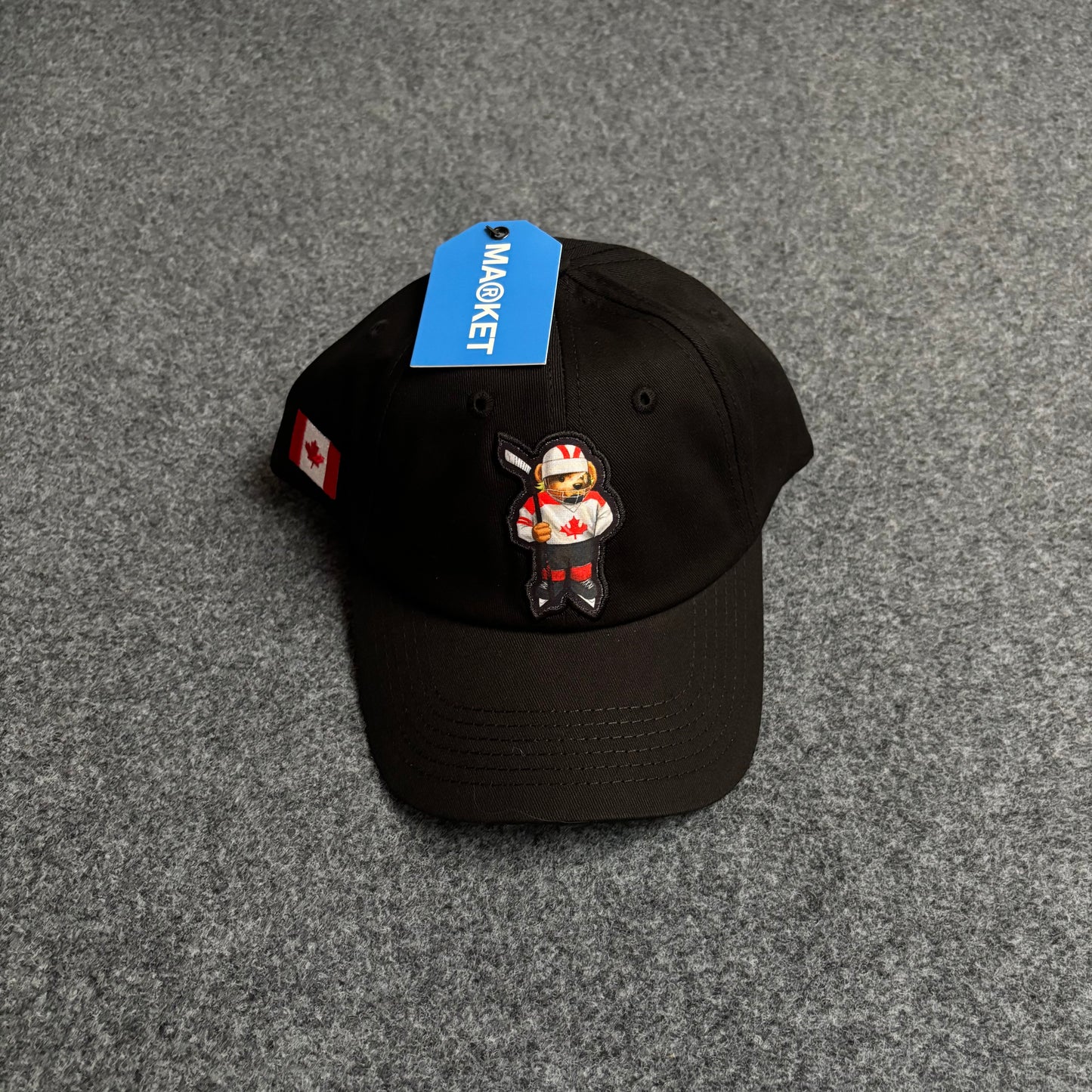 Market studios bear canada hat