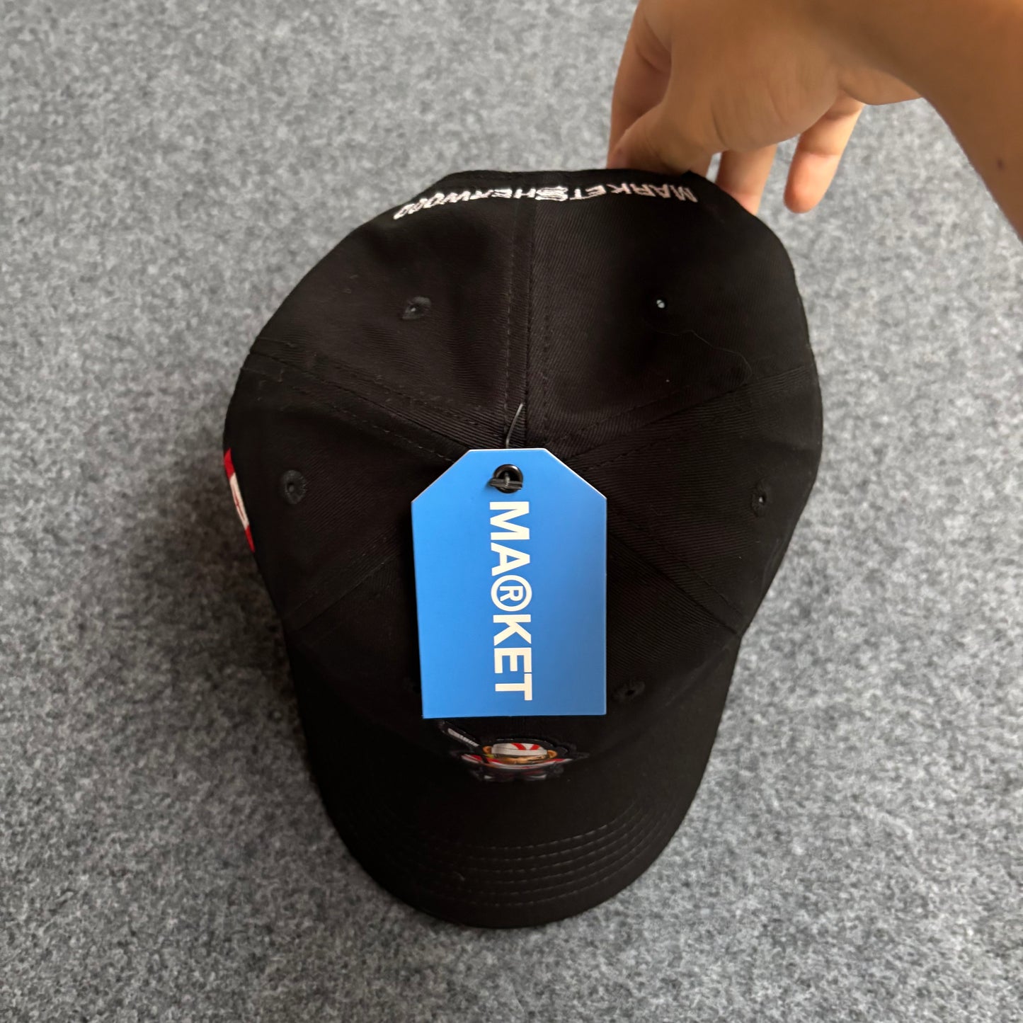 Market studios bear canada hat