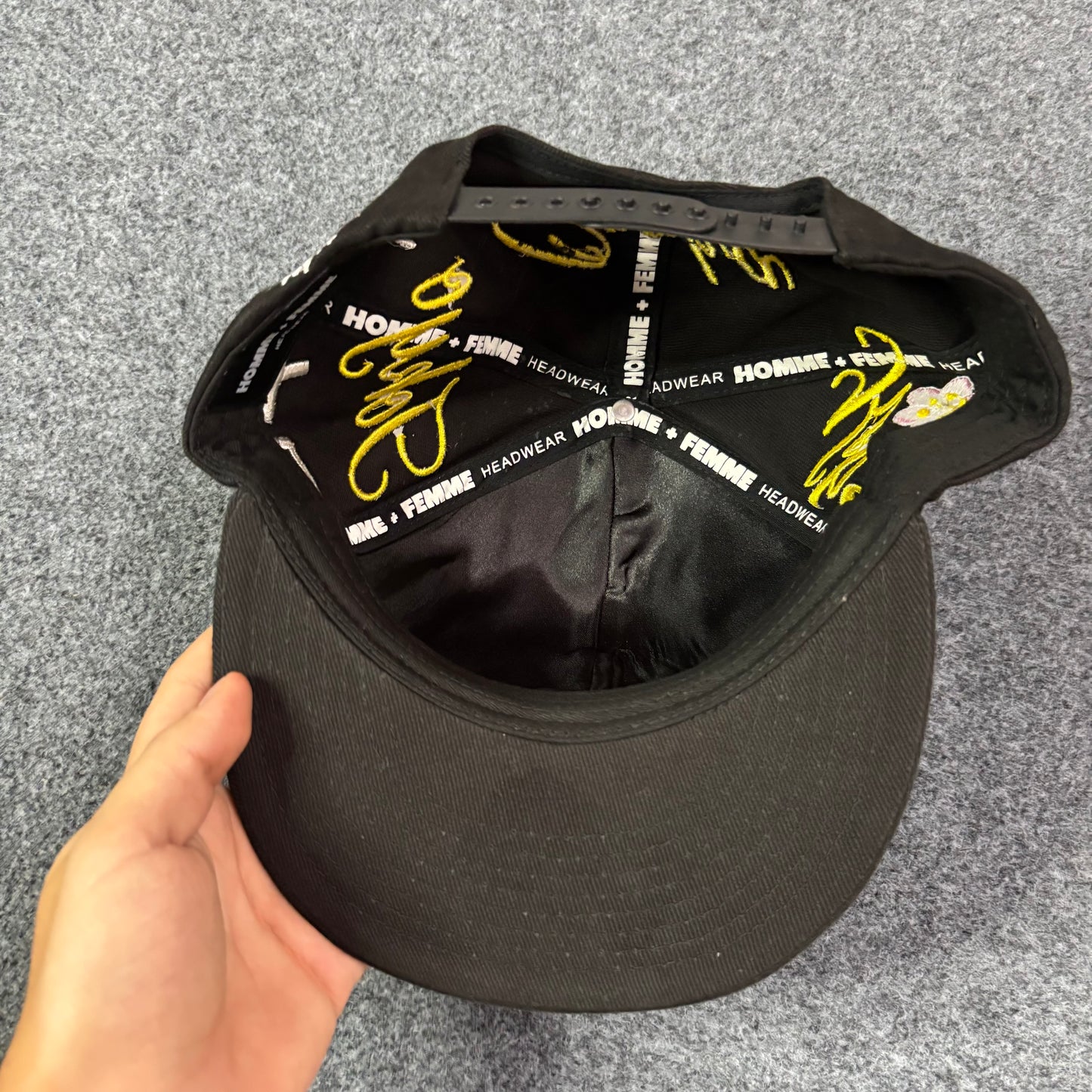 Homme Femme Tokyo pearlized hat