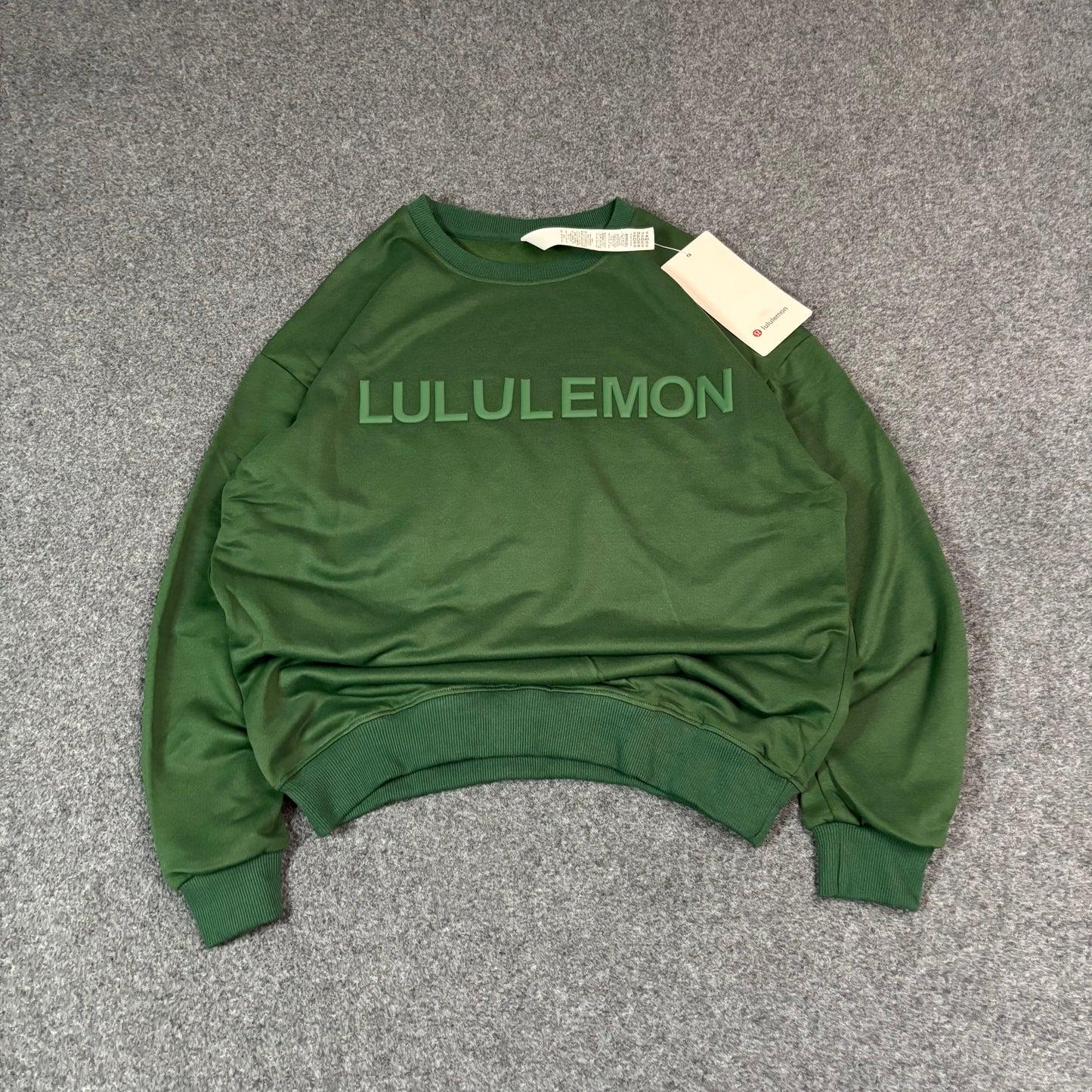 Lululemon logo green crewneck