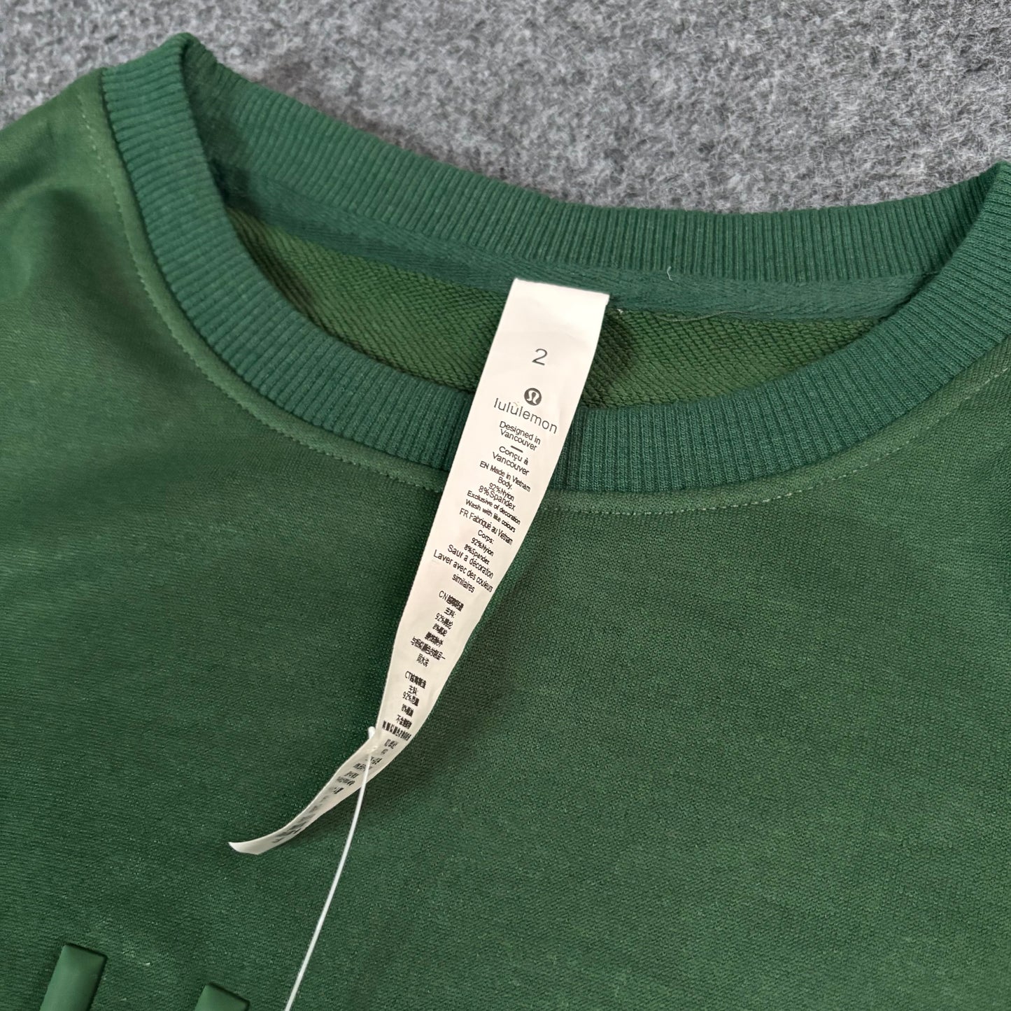 Lululemon logo green crewneck